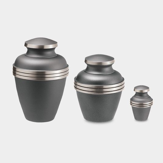How To Choose the Right Size Cremation Urn