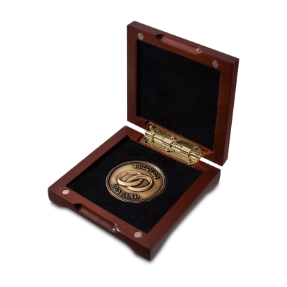LifeStories Medallion Case (1)