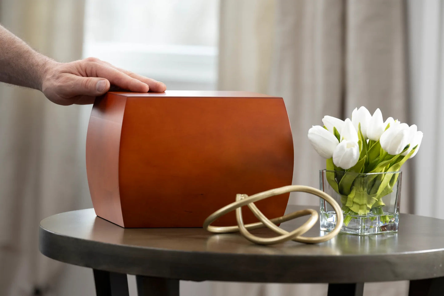 Honey Brown Urn
