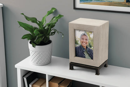 Nantucket Linen Portrait Urn